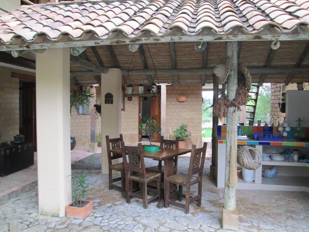 Hostal Casa Del Arte Robles Exterior foto